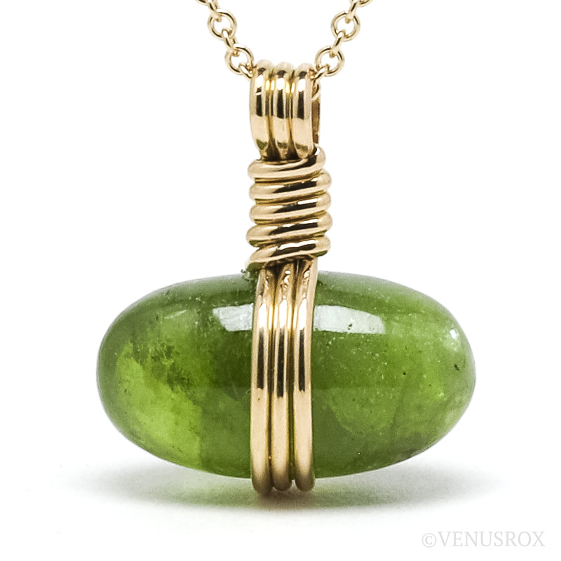 Peridot Pendant from Kaghan Valley, Pakistan | Venusrox