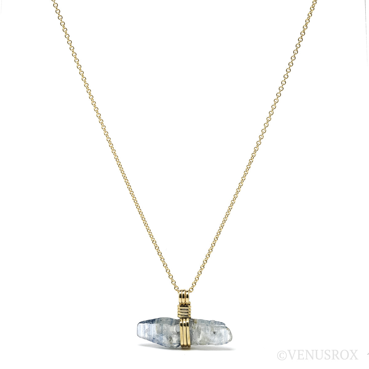 Blue Sapphire Pendant wrapped in 18Kt Gold from Sri Lanka | Venusrox