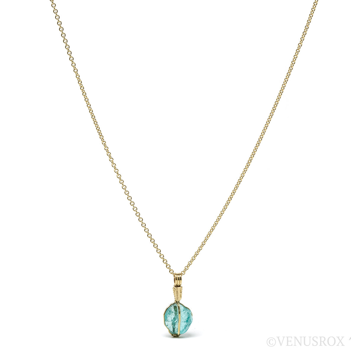 Blue Apatite Pendant wrapped in 18Kt Gold from Madagascar | Venusrox