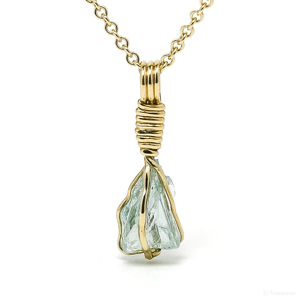 Euclase Pendant wrapped in 18Kt Gold from Colombia | Venusrox