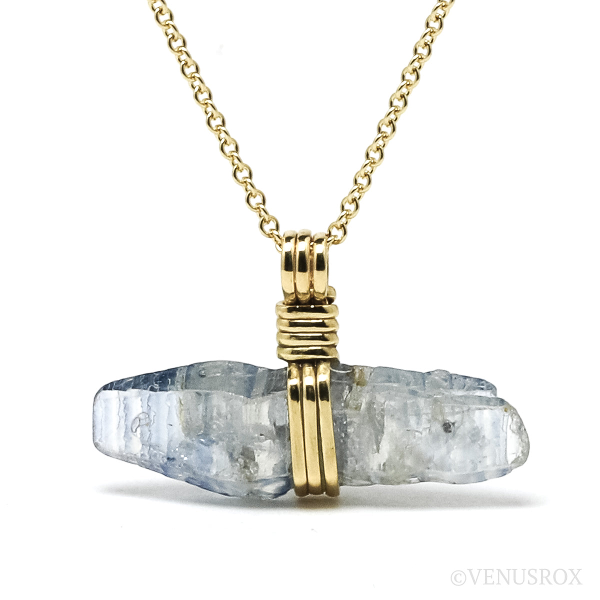 Blue Sapphire Pendant wrapped in 18Kt Gold from Sri Lanka | Venusrox