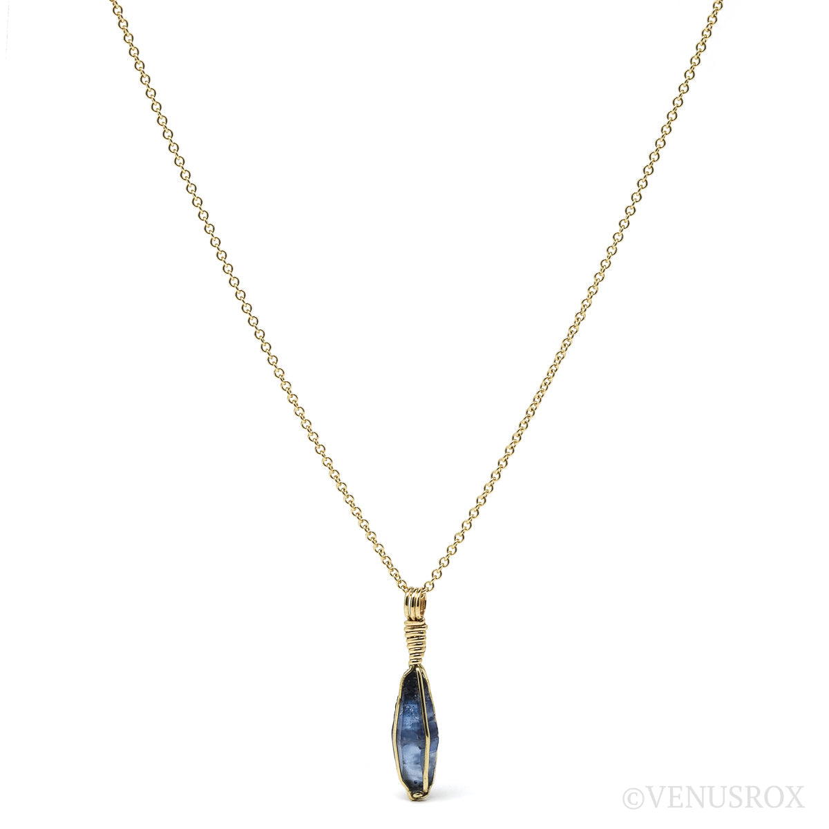Blue Sapphire Pendant wrapped in 18Kt Gold from Sri Lanka | Venusrox
