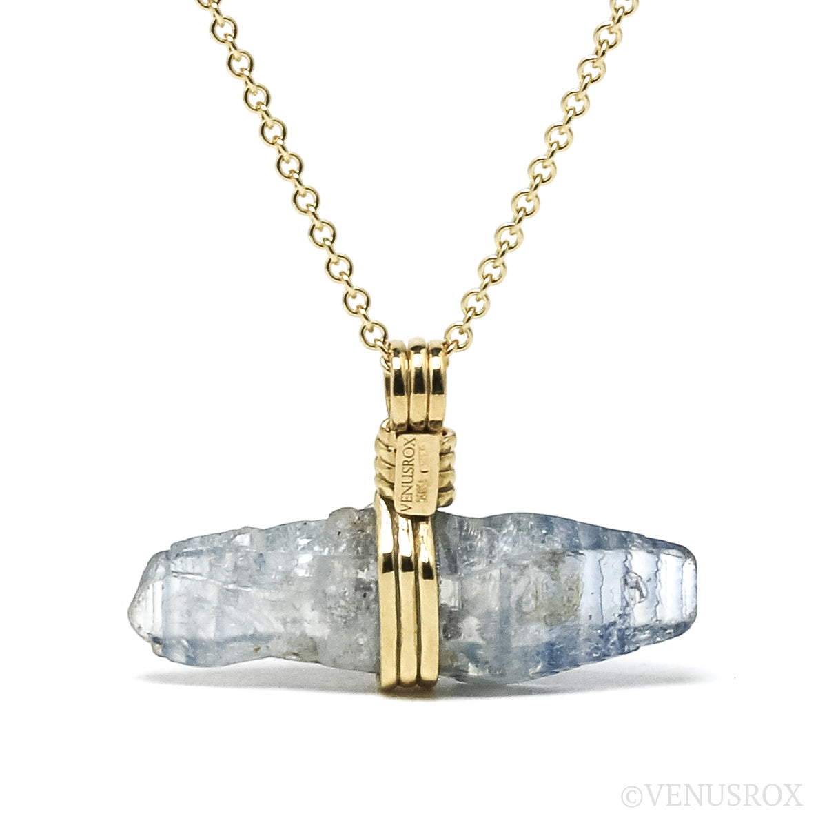 Blue Sapphire Pendant wrapped in 18Kt Gold from Sri Lanka | Venusrox